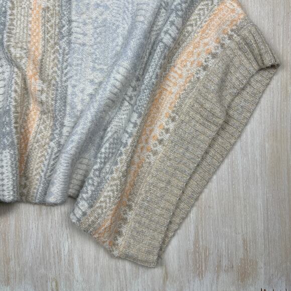 Free People Willow Poncho Cream Gray Sweater Pullover Oversized Aztec Medium - Picture 4 of 14